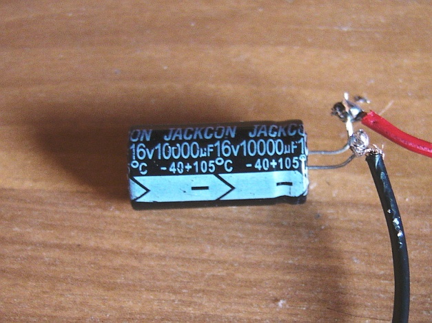 condensatore 10000microF.JPG